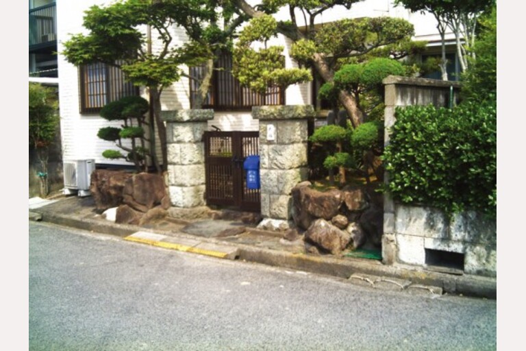 門まわり